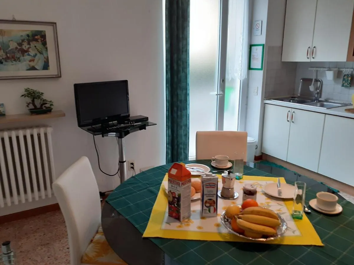 Saglia Apartments Malcesine 0*,