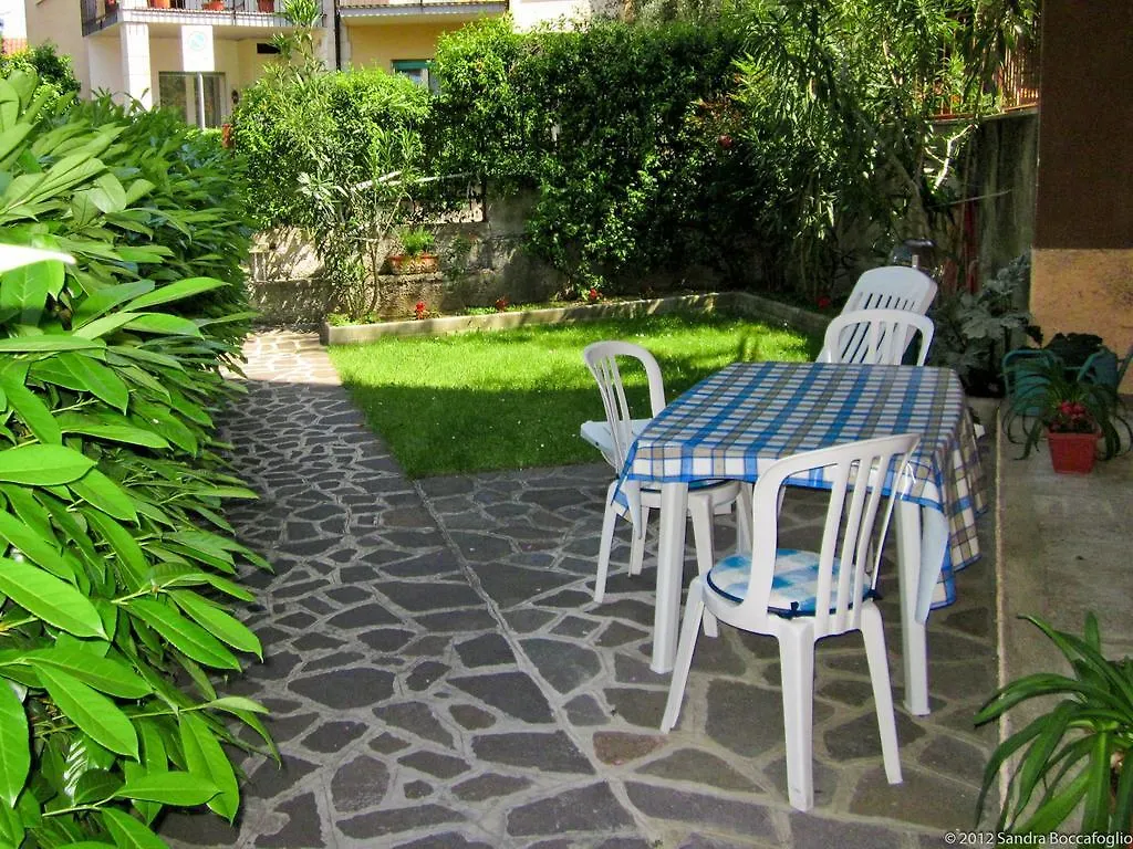 Saglia Apartments Malcesine